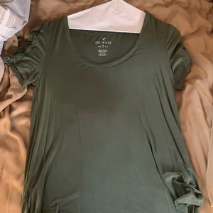 American Eagle shirt